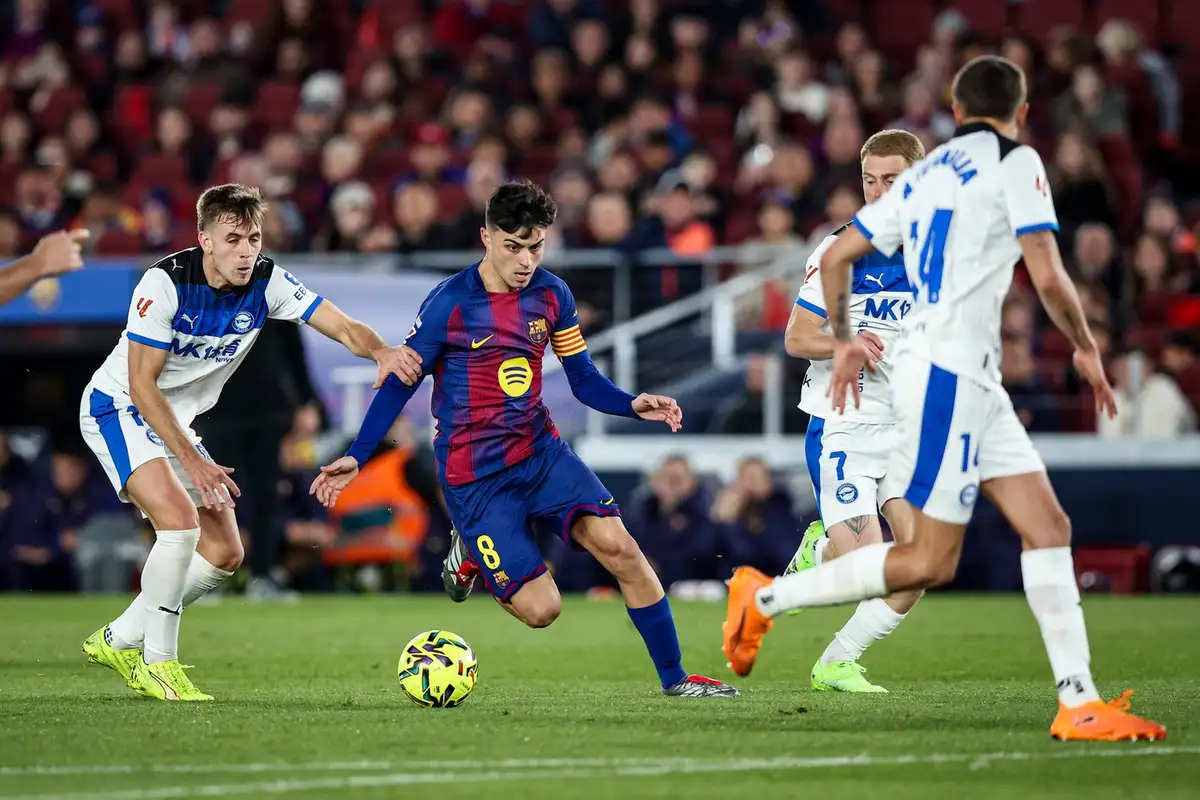 Dónde ver el Alavés-Barcelona en TV y online, alineaciones y previa