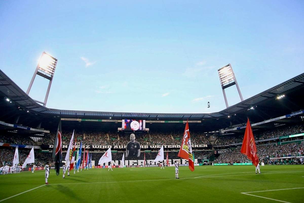 60 Jahre Bundesliga: Scholz Spricht Von "Lagerfeuer" Auf DFL-Gala In ...