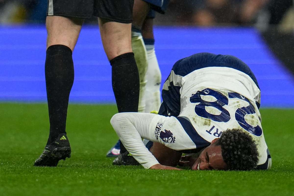 Tottenham's injury crisis worsens after winger Odobert suffers ACL tear ...