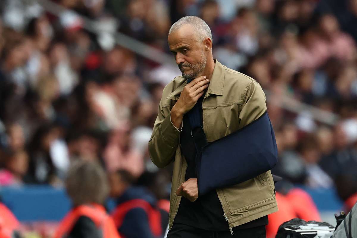 PSG start Champions League title defence with doubts over squad depth