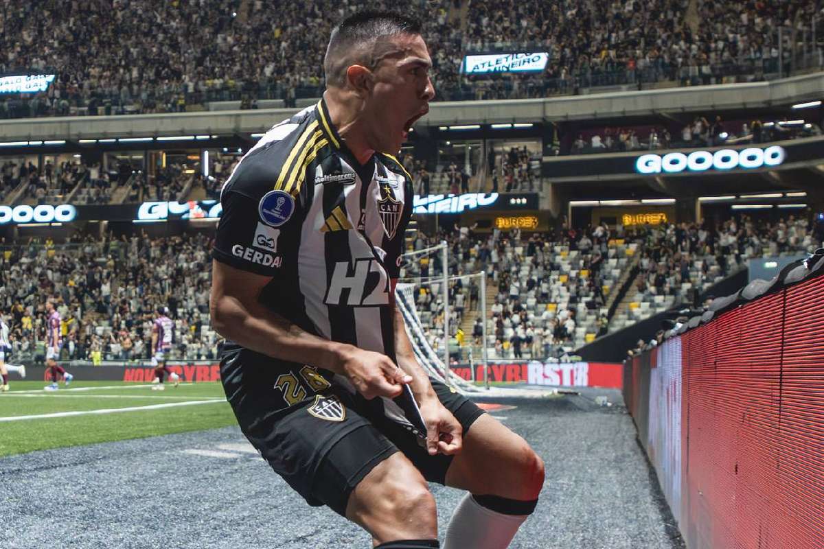 Sul Americana Atlético joga mal mas vira diante do Godoy Cruz e sai na frente nas oitavas