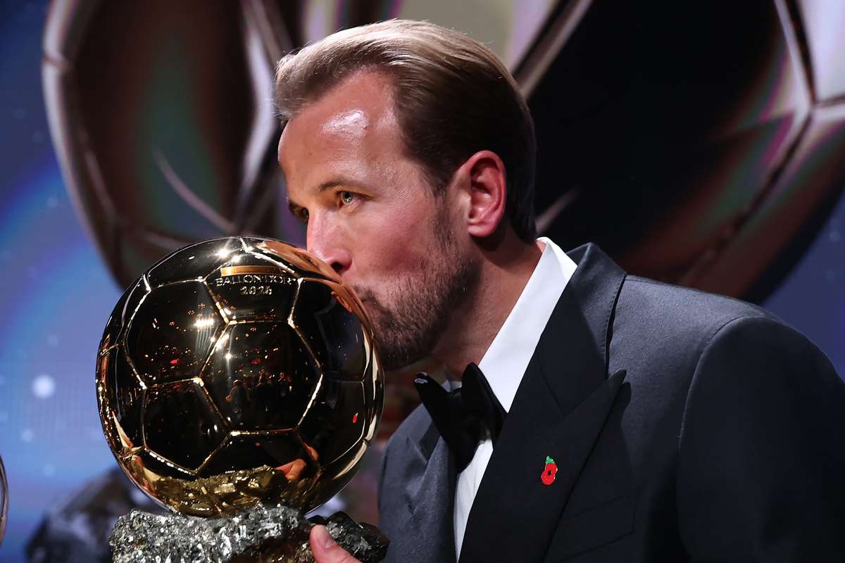 Harry Kane conquista a Bola de Ouro e entra para a história do futebol inglês