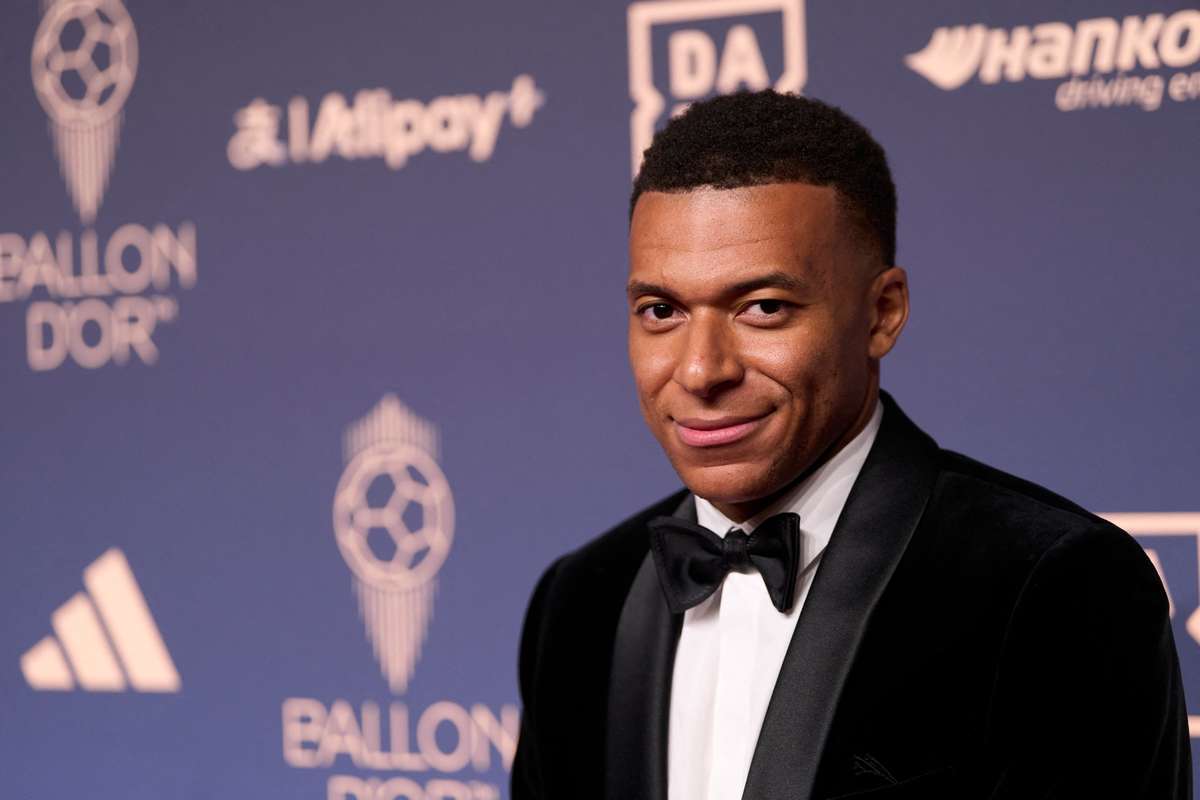 Mbappé tem contrato rompido na China após comentário sobre meme de Mao Zedong