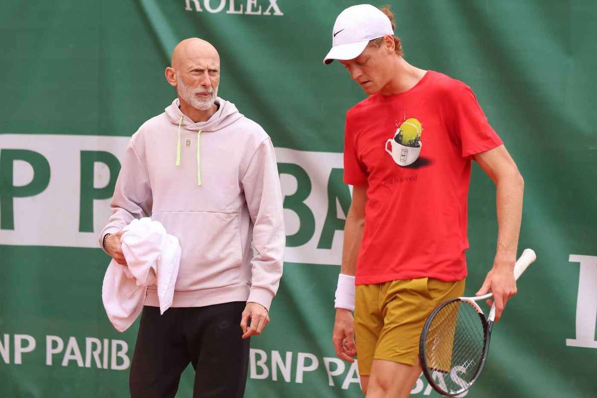 Jannik Sinner backing ex-trainer to succeed in new role with Matteo Berrettini despite doping scandal | Flashscore.com