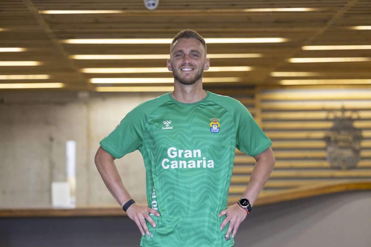 Oficial: Cillessen é o novo guarda-redes do Las Palmas | Flashscore.pt