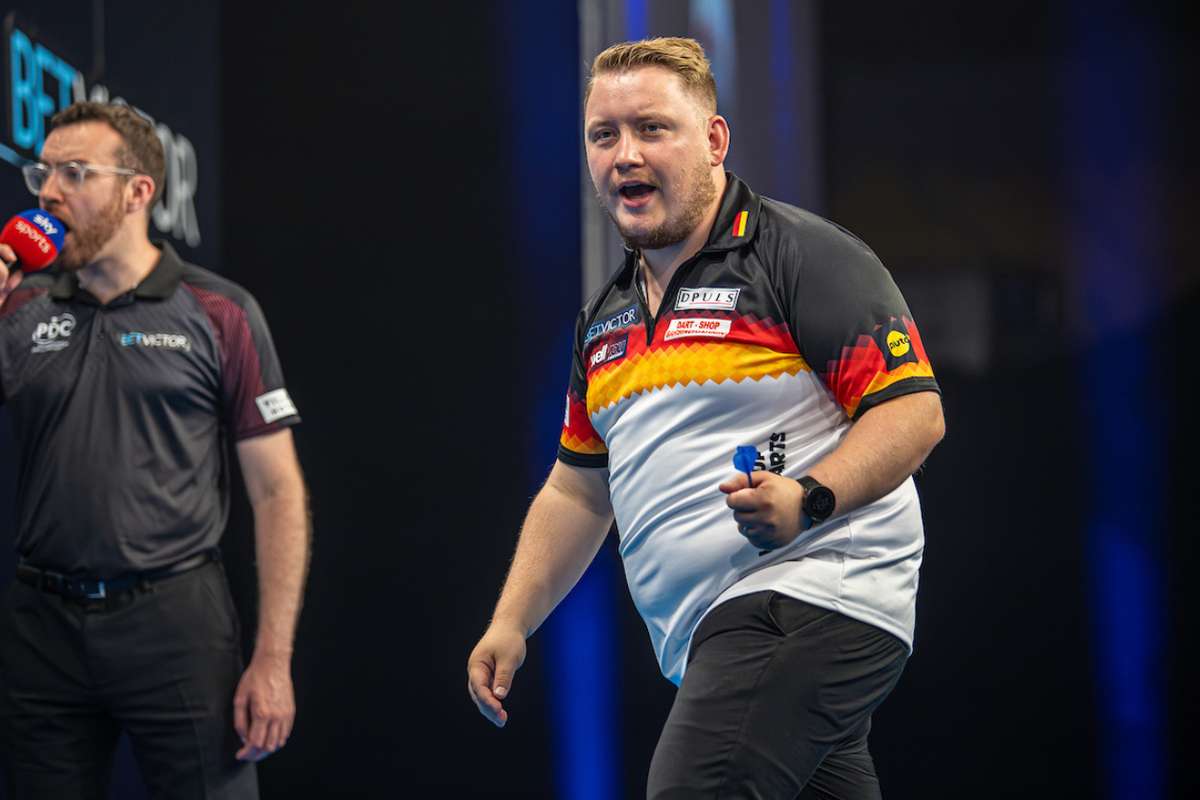 Belgium and Germany win, Chinese Taipei surprise at World Cup of Darts
