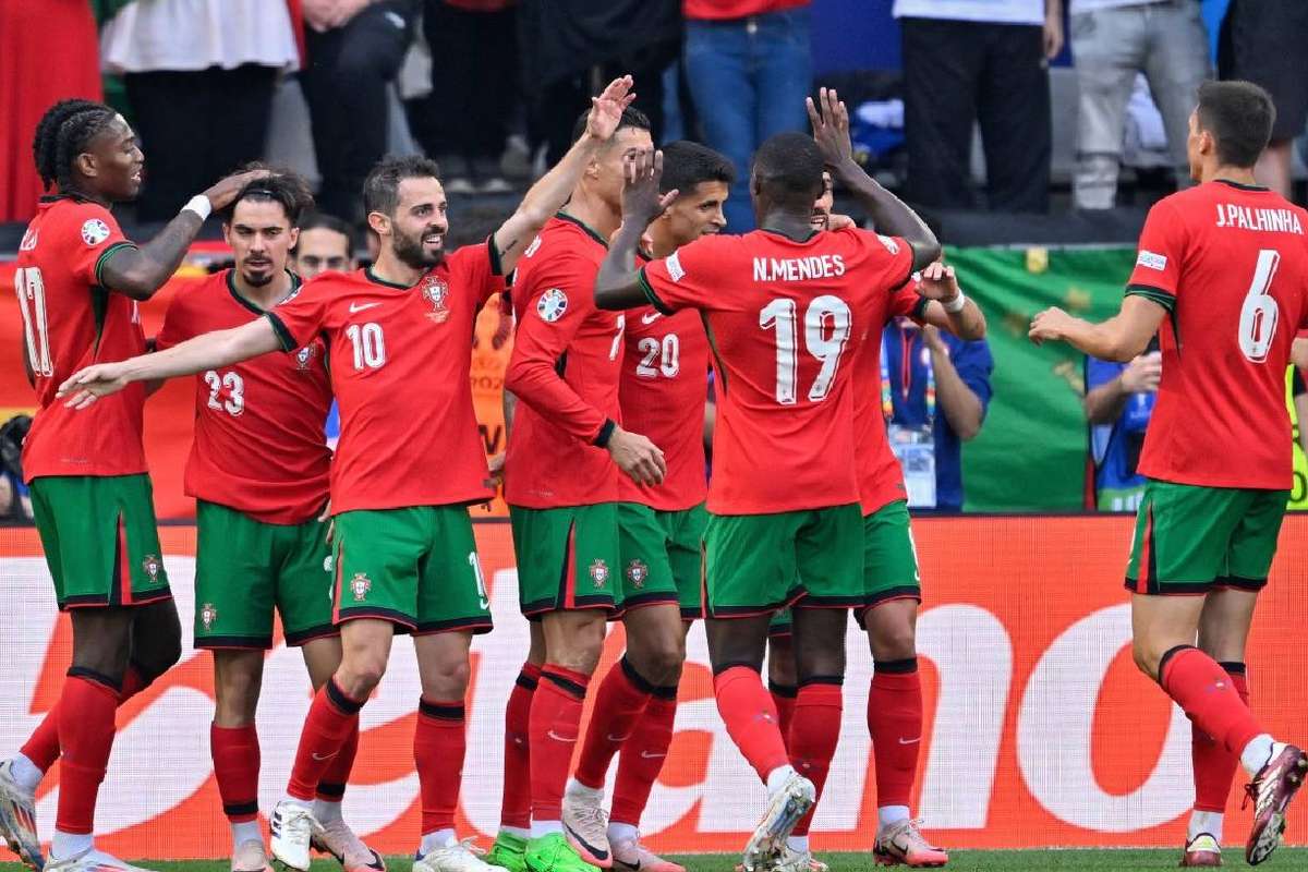 Sans pitié, le Portugal punit la Turquie et se qualifie pour les 1/8 de finale de l'Euro | Flashscore.fr