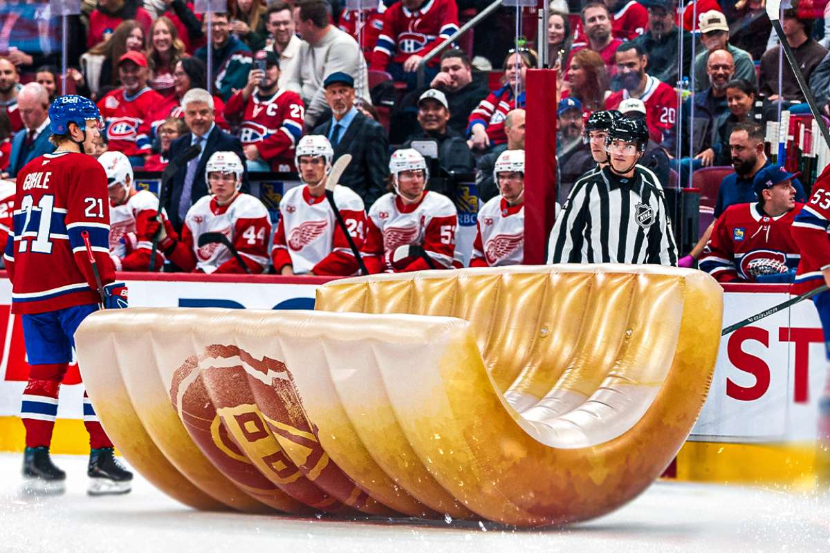 Týždeň v NHL: Brankárska katastrofa, prázdne sedačky a obrovský hot dog | Flashscore.sk
