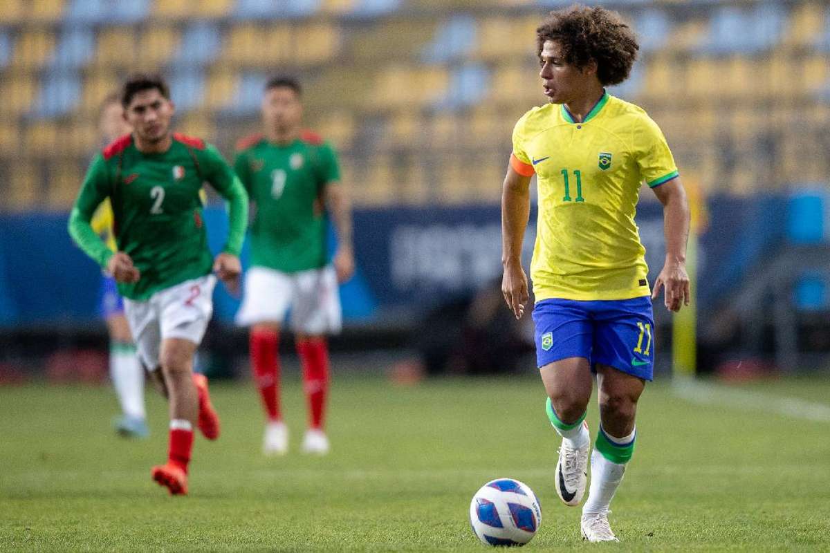 Brasil estreia no Pan com goleada sobre Canadá no futebol masculino