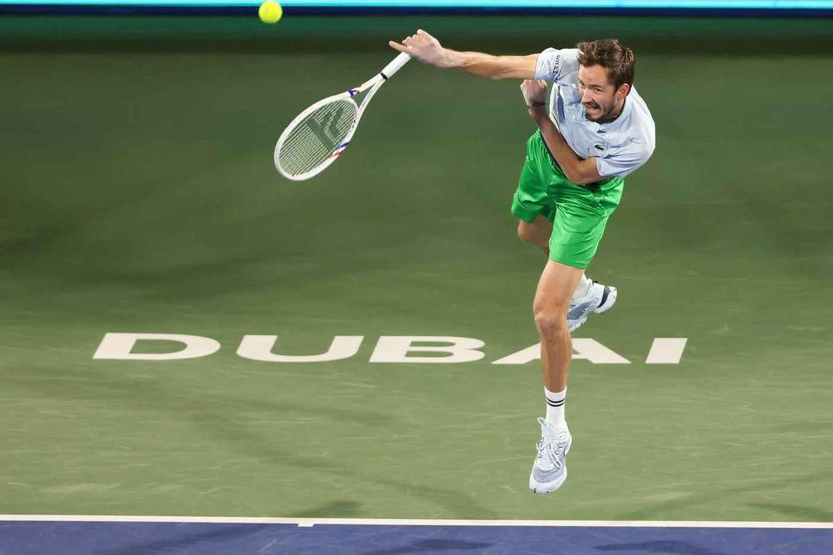 Daniil Medvedev overcomes big-serving Giovanni Mpetshi Perricard to reach Dubai quarters | Flashscore.com