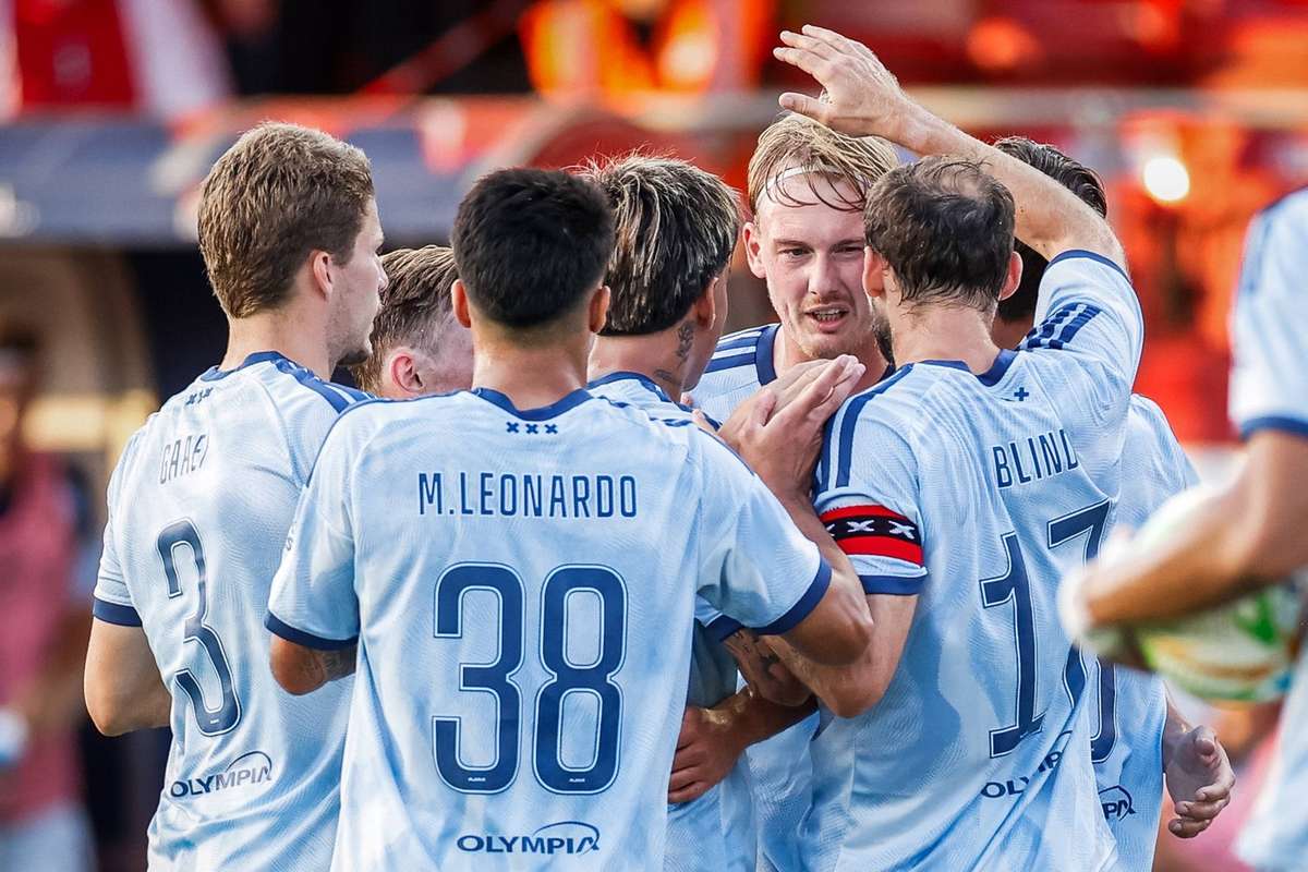 Photo: flashscore.com Ajax celebrate Julian Brandt's goal against Shelbourne