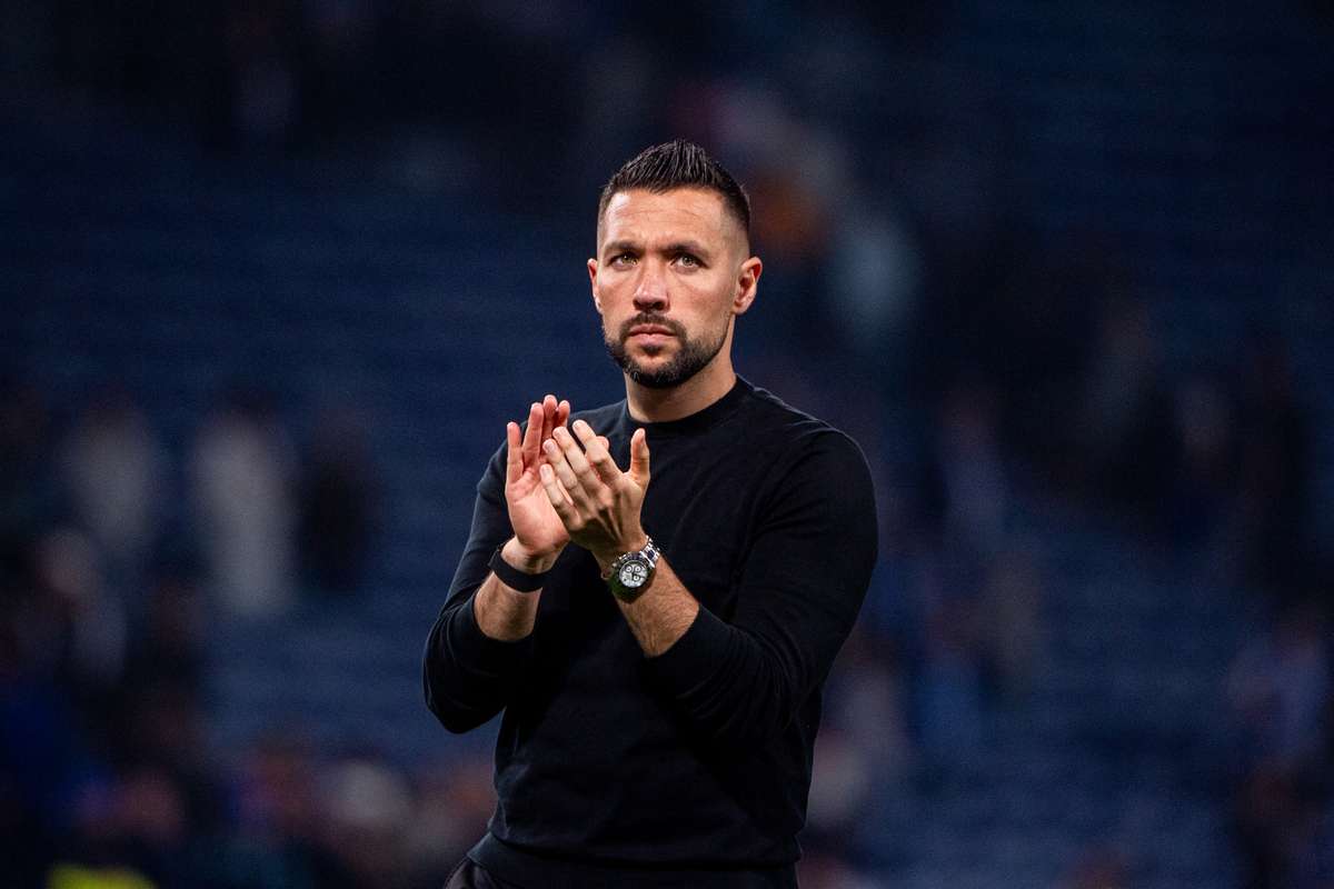 Eu fiz um trabalho melhor na última temporada: treinador do Porto Farioli relembra tempo com Ajax