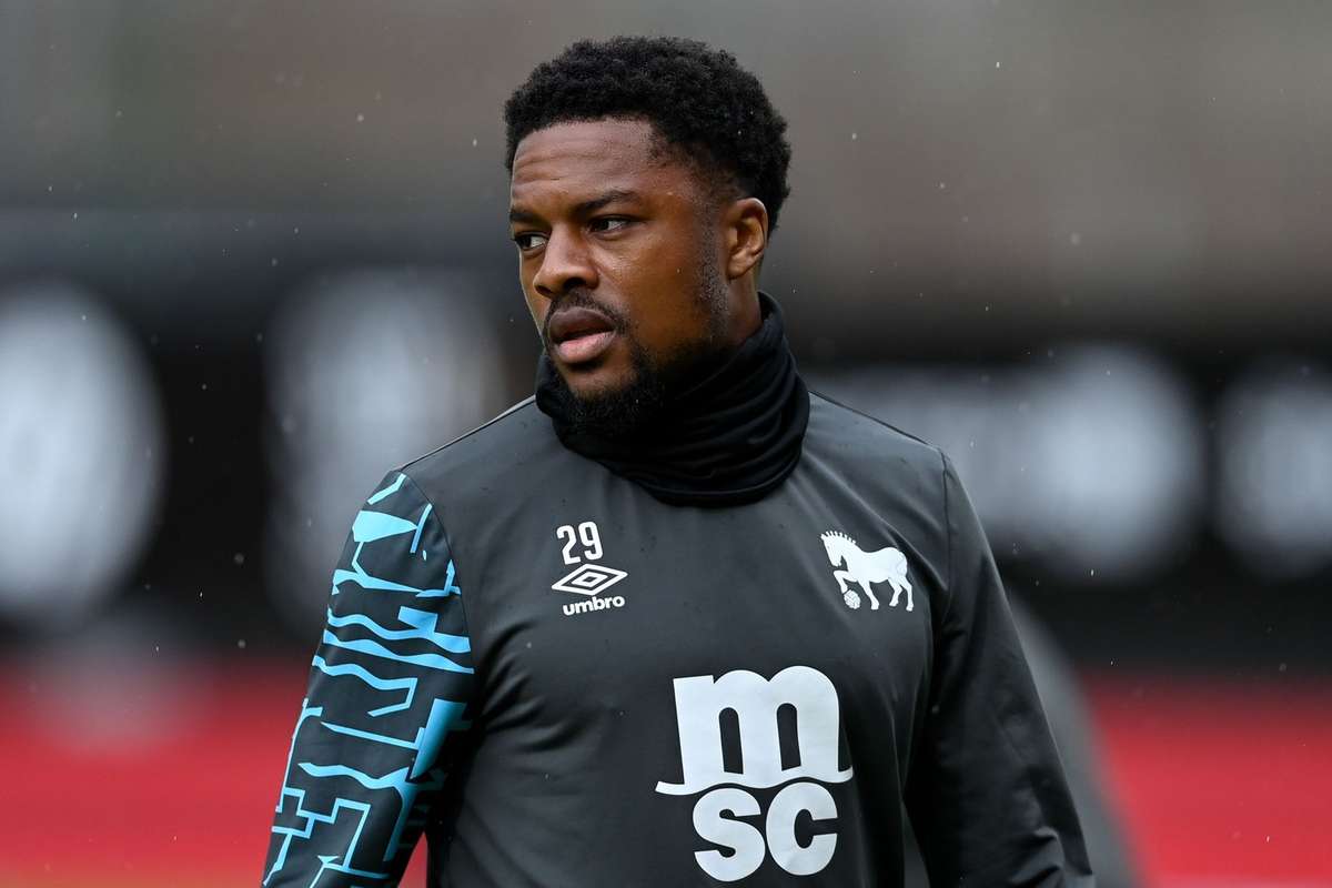 Chuba Akpom: Striker joins Ipswich Town from Ajax | Flashscore.dk