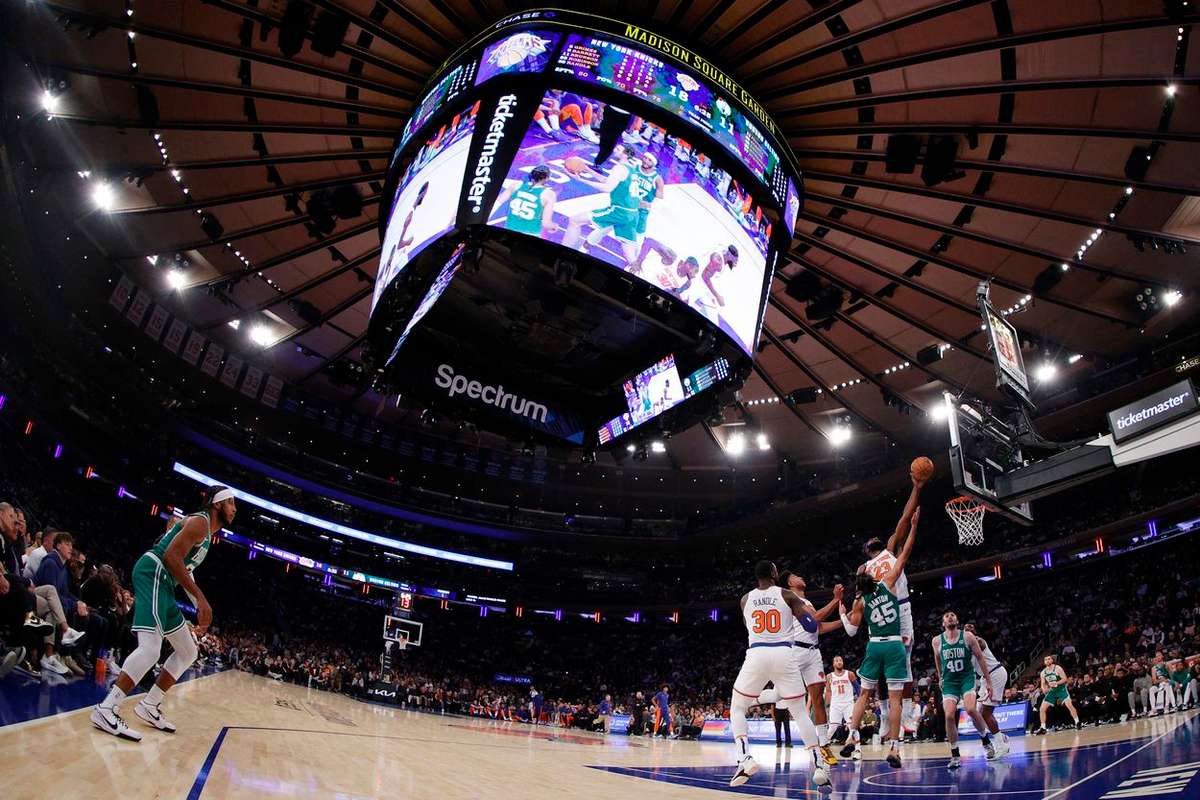 NBA: Neemias Queta marca 10 pontos em jogo de preparação dos