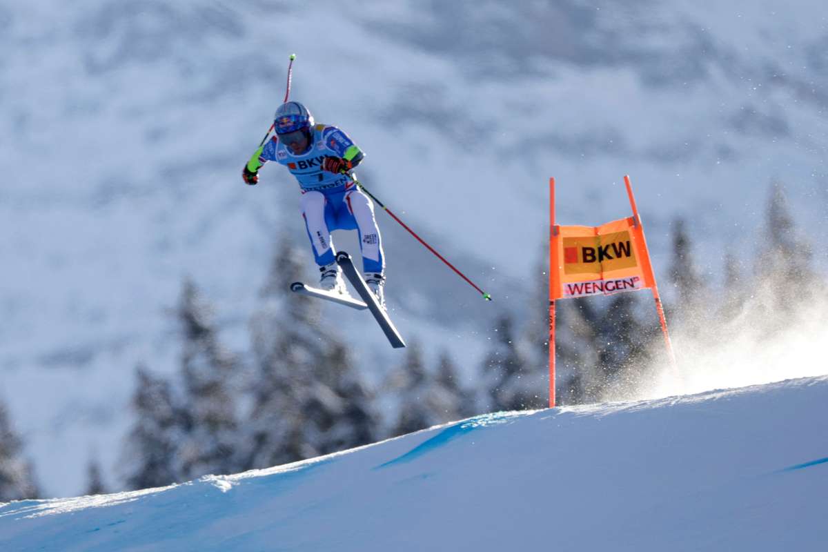 France's Alexis Pinturault Airlifted To Hospital After Super-G Crash ...