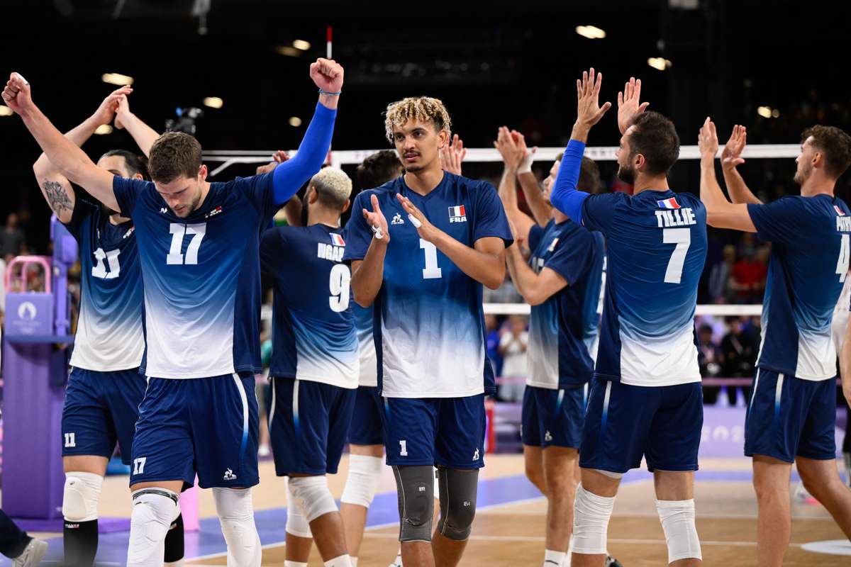 Olympics 2024: France crush world champions Italy to storm into men's ...