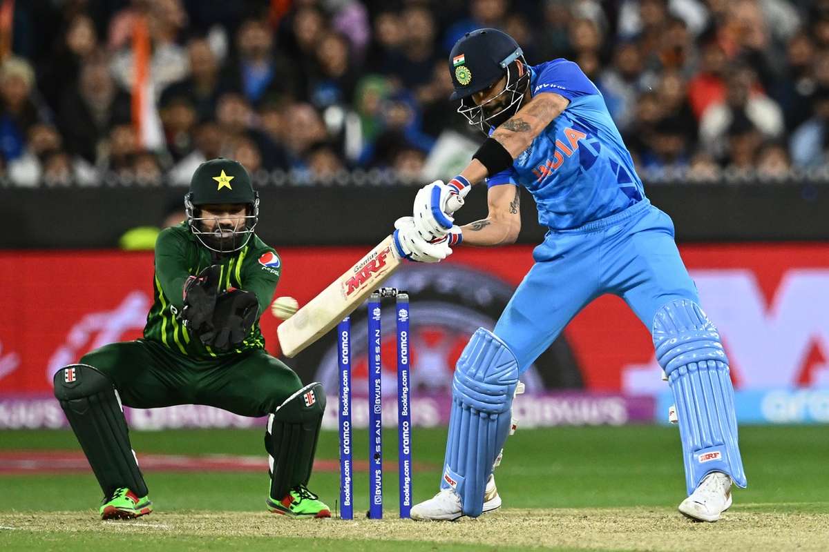 Unbelievable Mirza Ashrafs New Ball Masterclass Secures Pakistan Victory - cr8h4zr