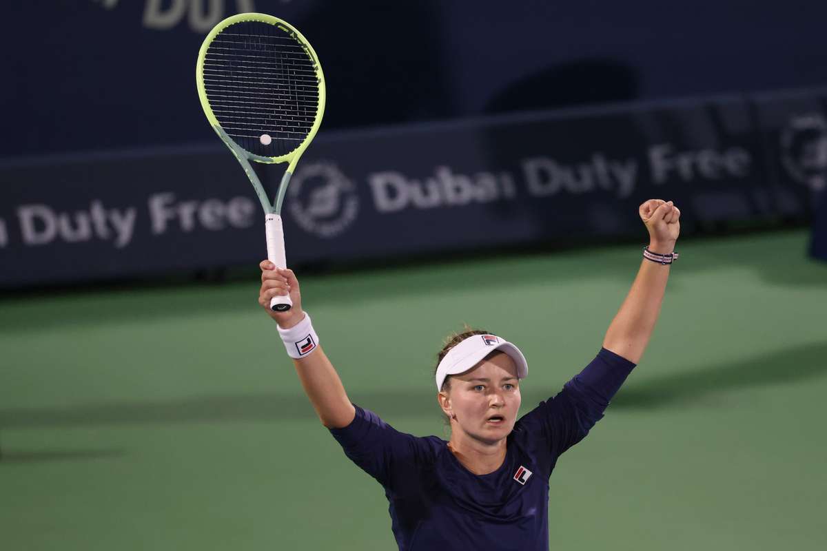 WTA 1000 Dubaï Barbora Krejcikova triomphe d'Iga Swiatek et signe son
