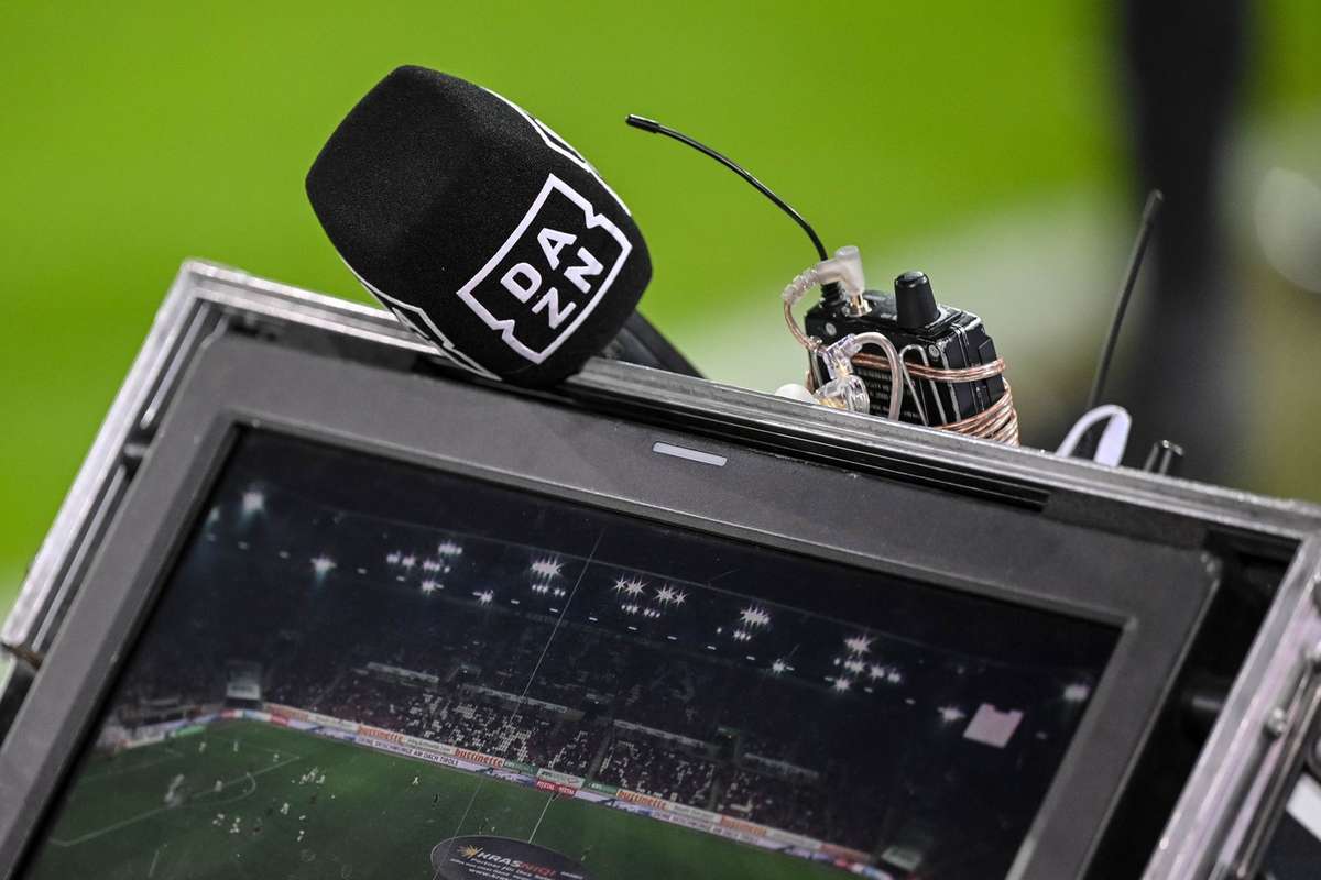 Billion-dollar dispute between DFL and DAZN: end or turning point?