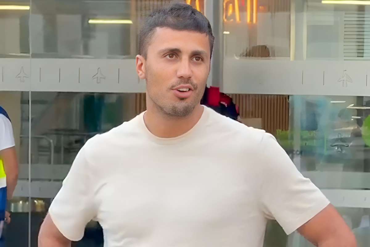 ”Să joc la Barcelona este un vis pentru mine!” Rodri a ajuns în Catalonia pentru prezentarea oficială
