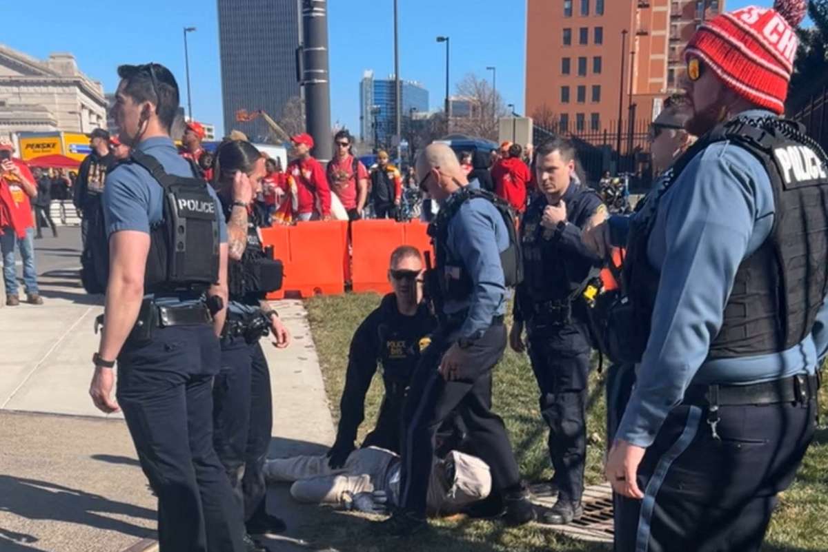 Two charged with murder in shooting at Superbowl rally in Kansas City ...