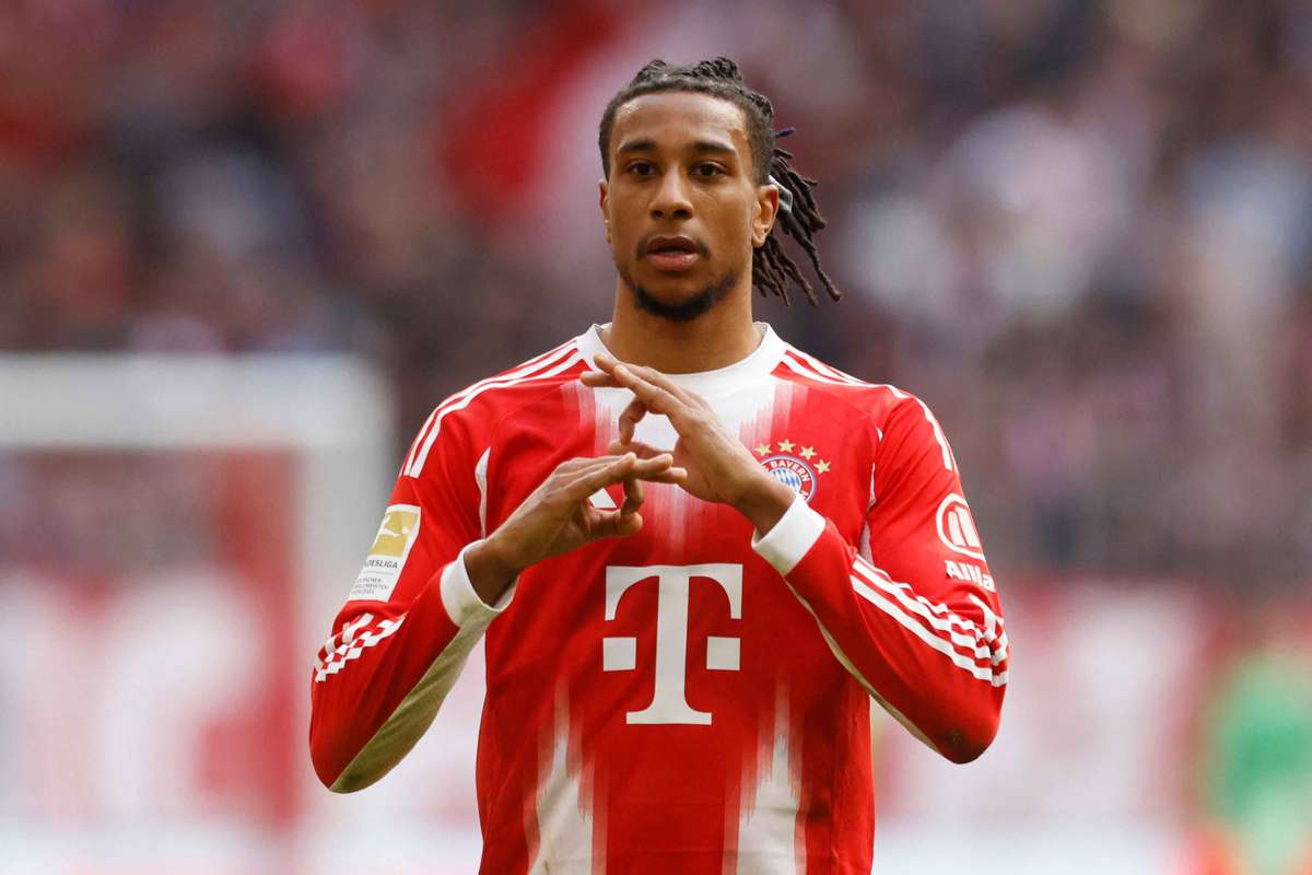 Robben không thích so sánh với ngôi sao Bayern Olise: Có những điểm chung giữa chúng tôi...