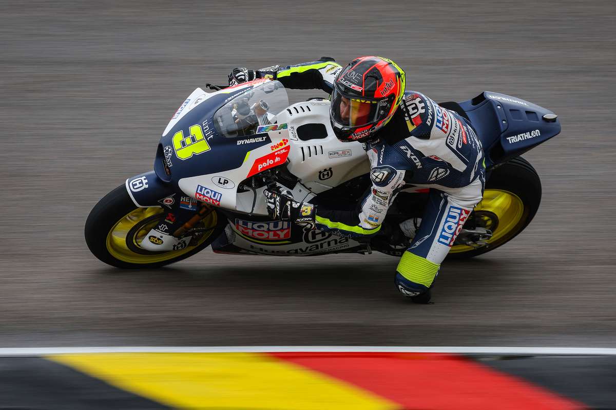 MotoGP Deutscher Fahrer Lukas Tulovic Verliert Platz Bei Intact GP motogp-deutscher-fahrer-lukas-tulovic-verliert-platz-bei-intact-gp