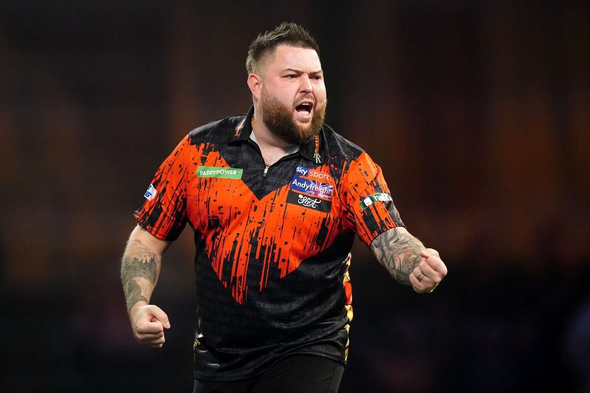 Darts world champion Smith recalls shock messages from Kroos