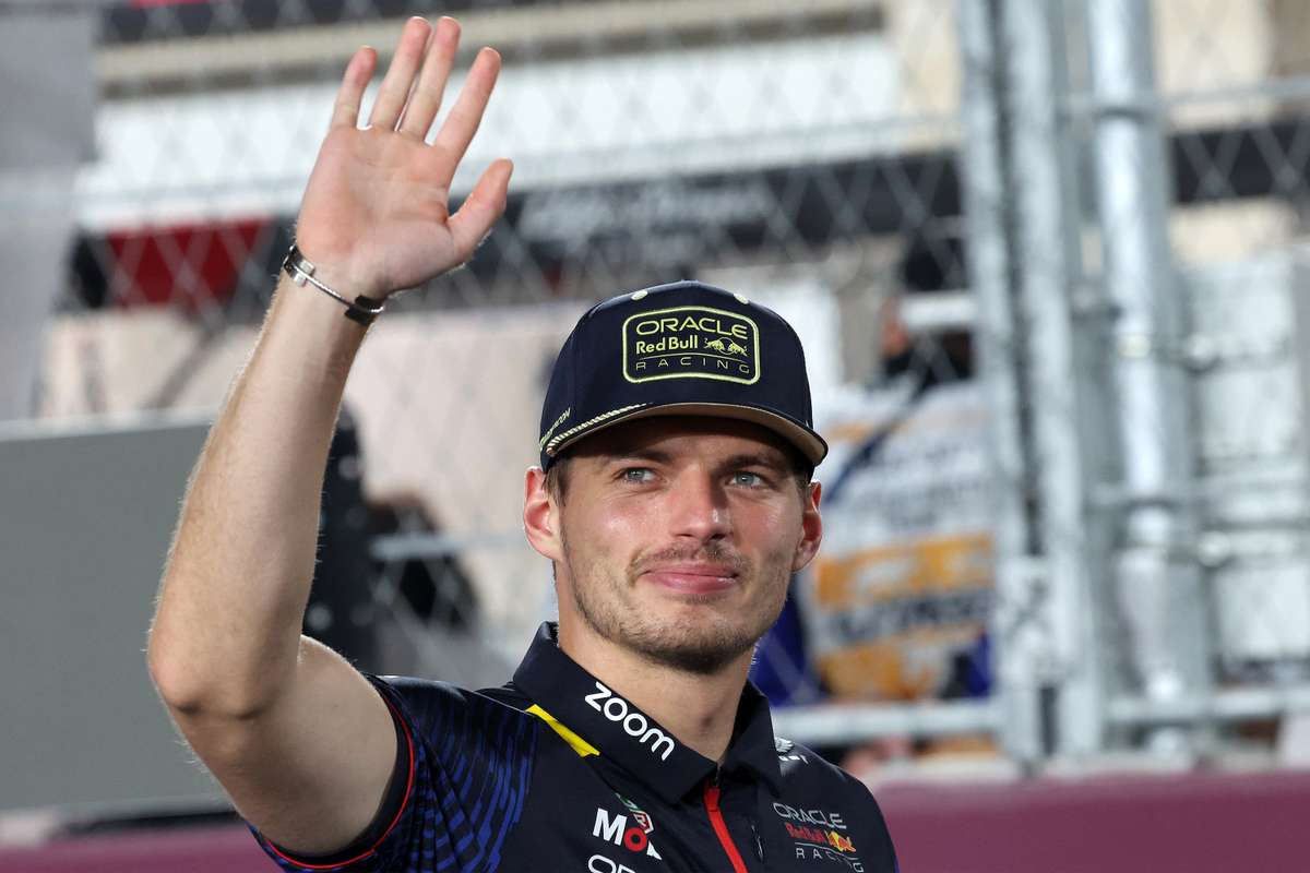 Wereldkampioen Verstappen Bekroont Weekend Met Zege In Grand Prix Qatar ...