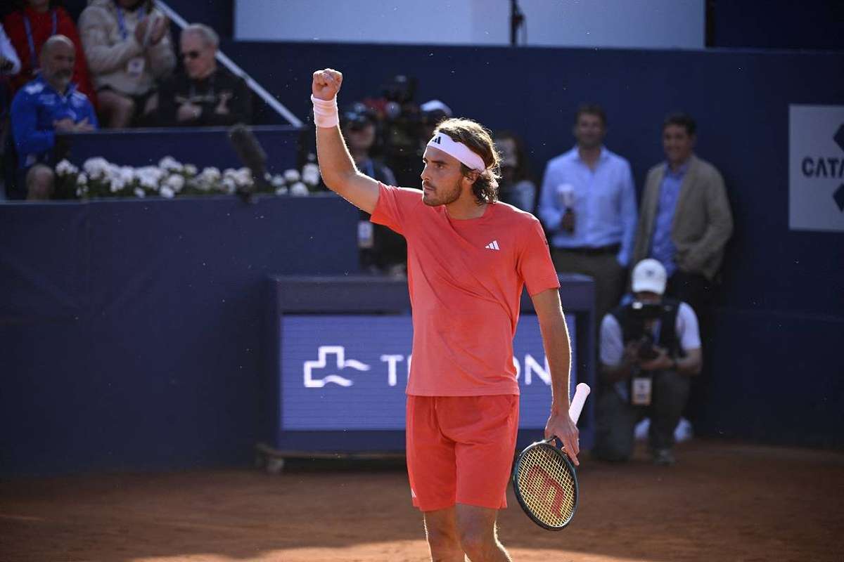 Tsitsipas rejoint Ruud en finale à Barcelone | Flashscore.fr