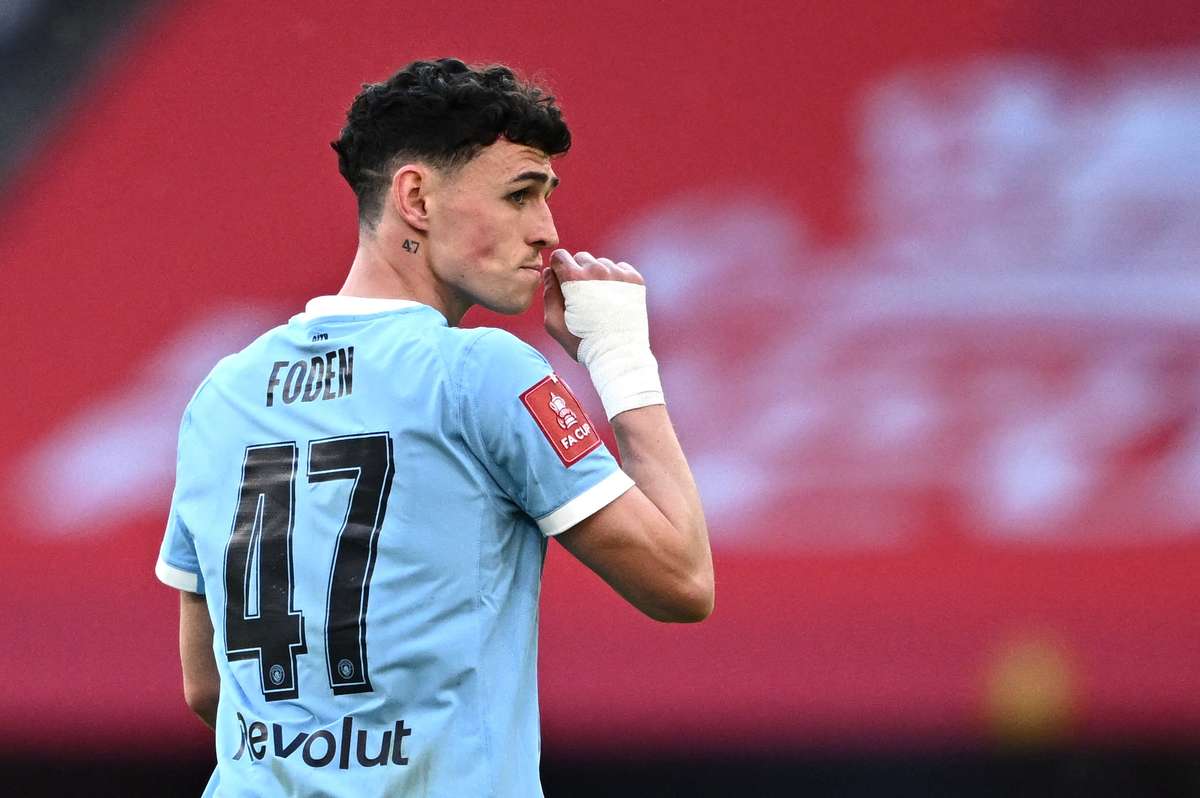 Man City chuẩn bị đàm phán hợp đồng với Foden dù không còn được Guardiola ưu ái