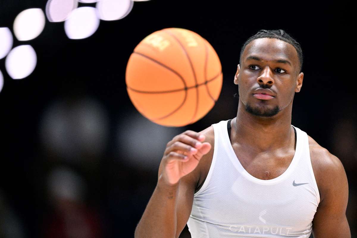 Lebron James Son Bronny Cleared For College Basketball Return After Lebron James Son Bronny Cleared For College Basketball Return After