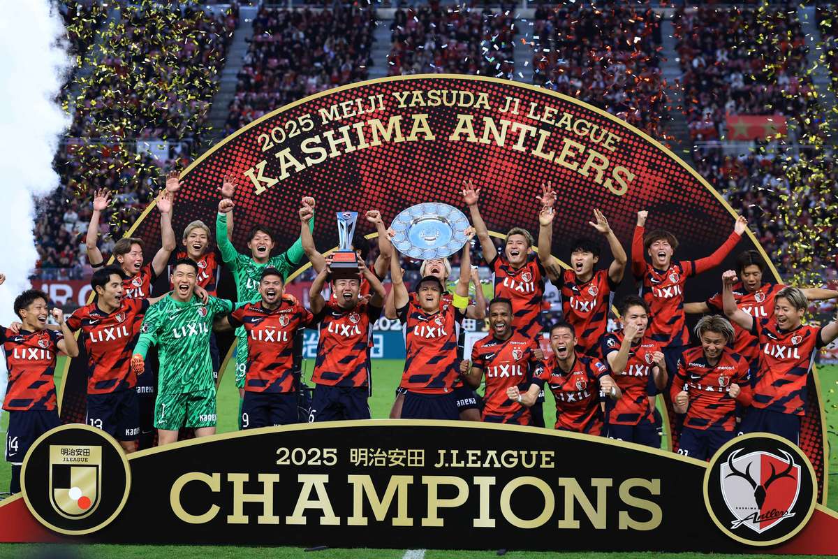 Leo Ceara nets brace as Kashima Antlers seal J-League title win ...