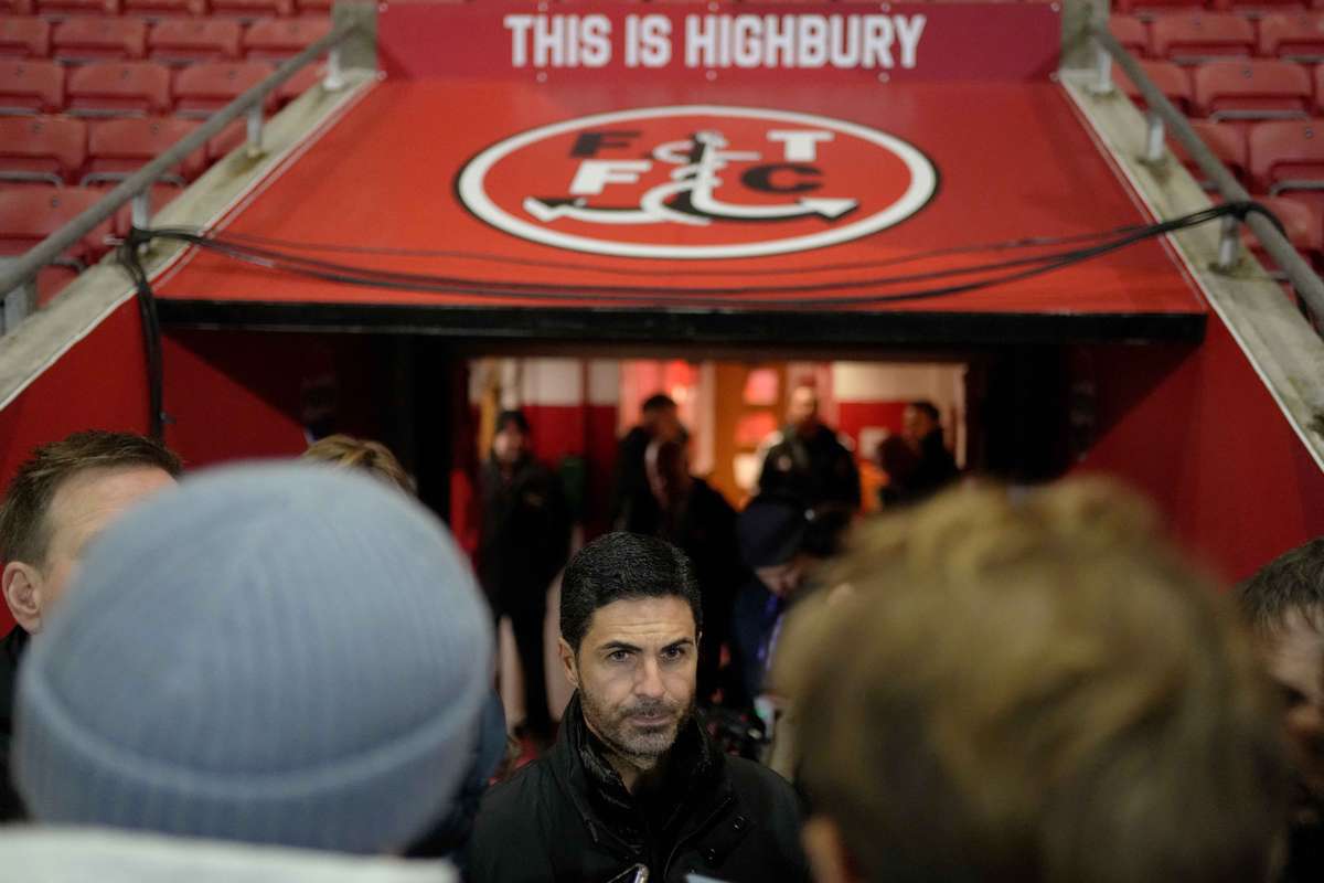 Arteta: Fleetwood defeat a very sad day
