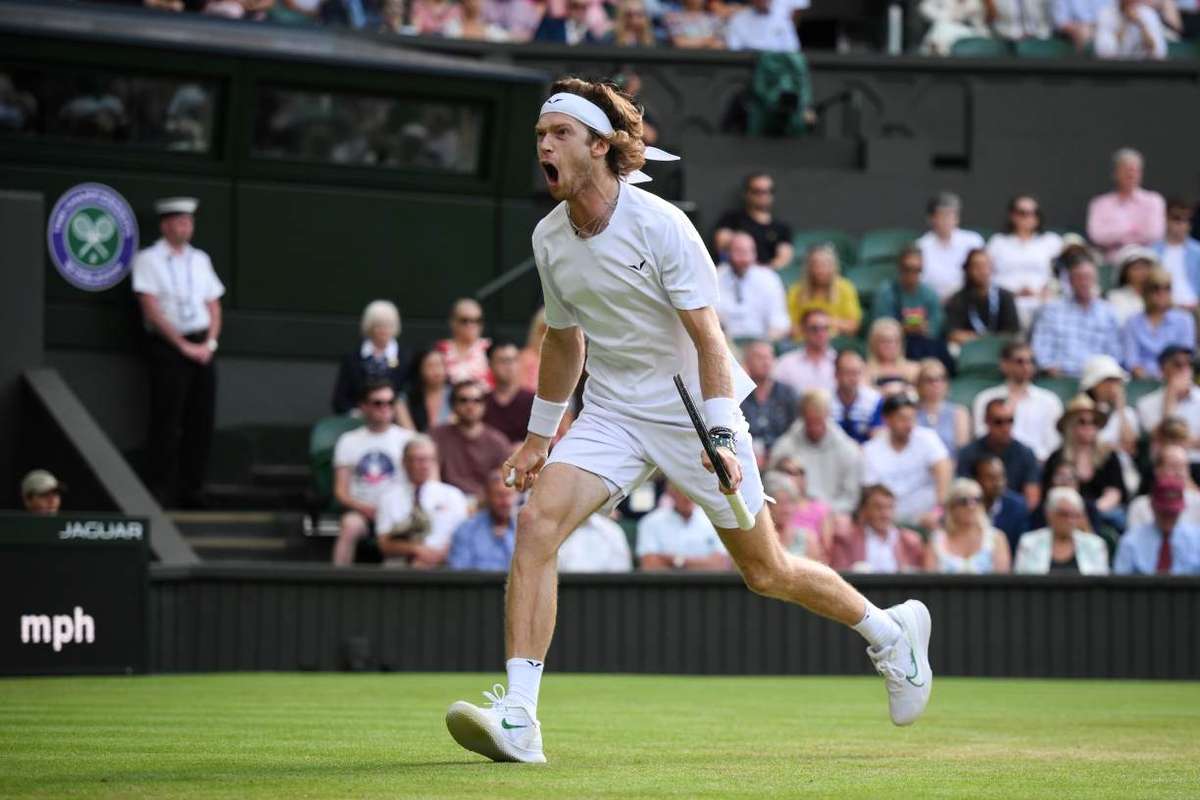 Un Punto Antológico De Rublev Ante Bublik Desata La Locura En Wimbledon ...