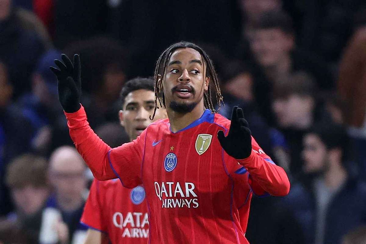 Barcola nghỉ thi đấu vài tuần sau chấn thương trước Chelsea khi World Cup đến gần