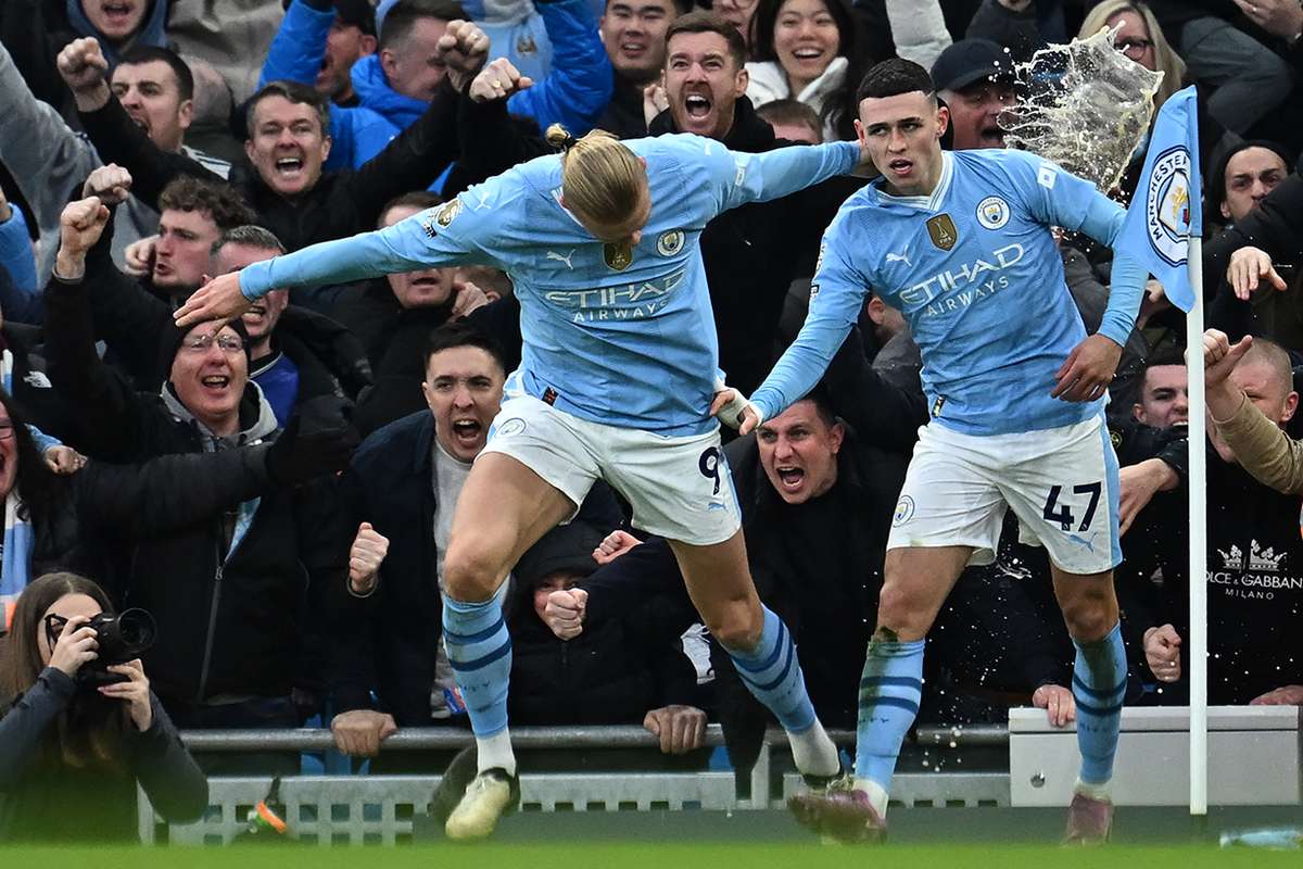 Foden bags brace as Manchester City come from behind to beat United ...