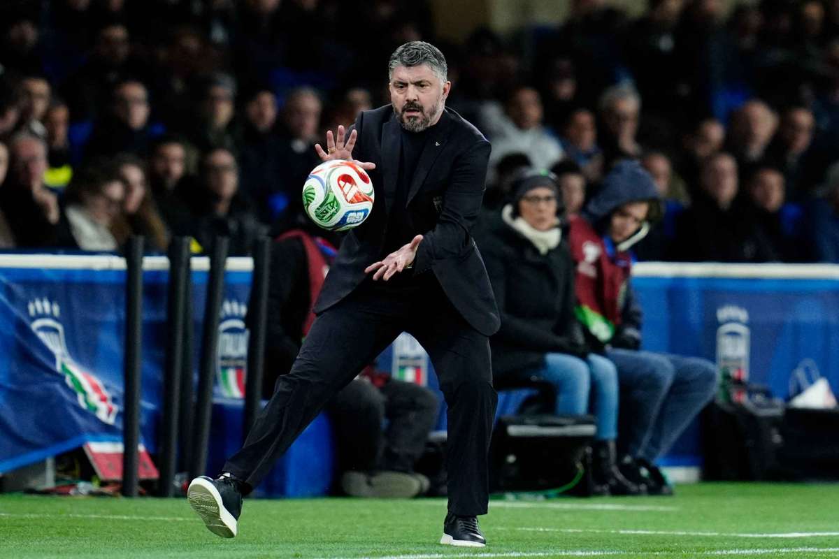 Ulivieri bảo vệ Gattuso sau khi rời Italy