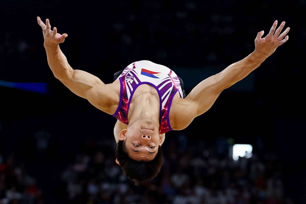 Yulo Wins Historic Gold For Philippines With Floor Exercise Title ...