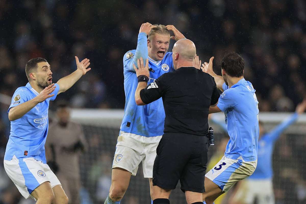 Haaland Criticises Referee On Social Media After Man City Drop Points ...