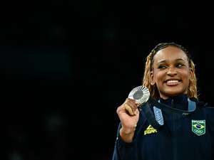 https://livesport-ott-images.ssl.cdn.cra.cz/r300x225q60/6281a4d1-49b6-4a7b-bcdd-723759e9660f.jpeg