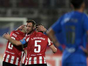 https://livesport-ott-images.ssl.cdn.cra.cz/r300x225q60/bf8303b7-ad5c-4d03-9e34-db8afd595058.jpeg