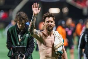 Messi celebrates his two goals