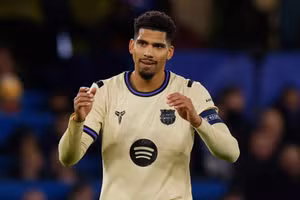 Barcelona defender Araujo will miss the Alaves match as Pedri approaches his return