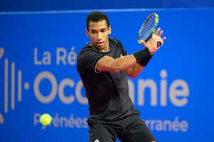 Auger-Aliassime in action