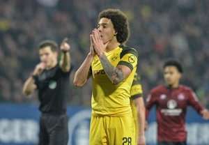 Bóng vô tình đập vào một hậu vệ ngay trên vạch vôi và bật ra ngoài sau cú ra chân nhanh của Axel Witsel (Dortmund) từ một vị trí rất thuận lợi bên trong vòng cấm. Bóng đi ra ngoài sân và Dortmund giành được một quả phạt góc.