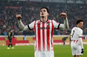 Freiburg celebrate goal