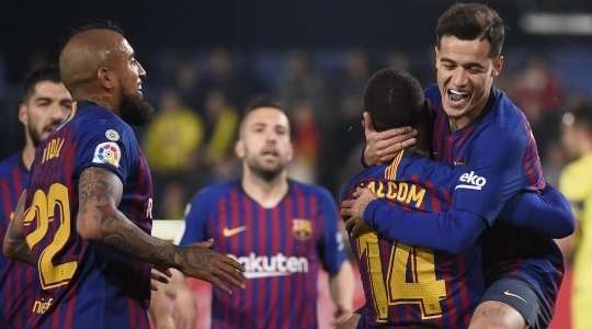 Vào! Malcom tung một đường chuyền tốt vào vòng cấm và bóng tìm đến Philippe Coutinho (Barcelona). Cầu thủ này không bỏ lỡ vận may của mình và dễ dàng sút bóng từ cự ly gần vào lưới. 0:1.