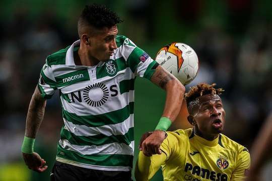 Một chiếc thẻ vàng xứng đáng. Cú tắc bóng của Rafinha (Sporting) là khá thô bạo và trọng tài Clement Turpin đã không do dự rút ra một chiếc thẻ vàng cho anh ấy.