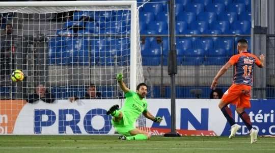 Andy Delort (Montpellier) có một pha đi bóng độc diễn tuyệt vời và dứt điểm từ trong vòng cấm, đánh bại thủ môn Gianluigi Buffon với một cú sút vào góc trái khung thành. Tỉ số bây giờ là: 2:2.